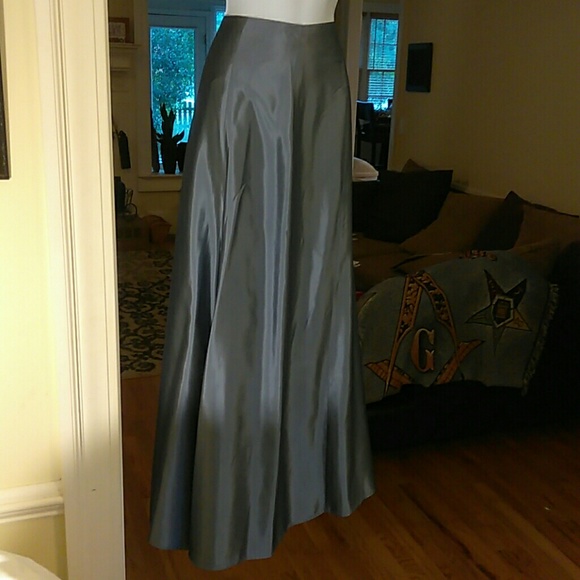 Crimson by Lawrence Kurtz - Picture 1 of 7